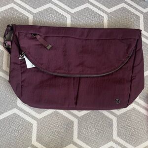 Lululemon All Night Festival Bag 10L *Large